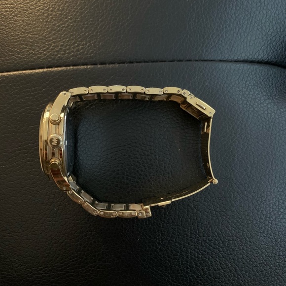 MICHAEL KORS WATCH - Picture 4 of 6